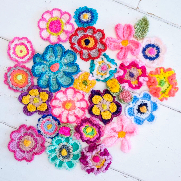 Crochet Pattern 6 Flowers by Pollevie #2